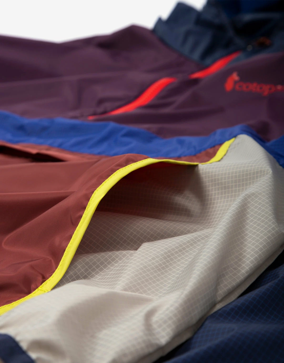 Cotopaxi Teca Windbreaker Halfzip - High Winds 3 Cotopaxi Teca Windbreaker Halfzip - High Winds