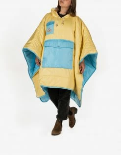 Poler Reversible Camp Poncho - Powder Blue/Daisy