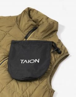 Taion Hi Neck W Zip Down Vest - Beige Clothing